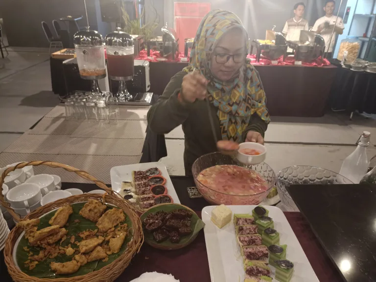 Tawarkan Keindahan Kota Makassar Buka Puasa Di Fave Hotel Pantai