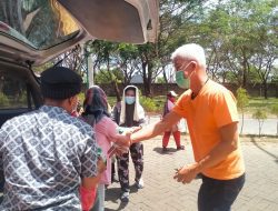 Program CSR, GMTD Berbagi Sembako Kepada Petugas Kebersihan Di Kawasan Tanjung Bunga