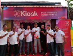Komitmen Beri Layanan Terbaik ke Para Pelanggan, Tri Buka 3Kiosk di Tiga Kota Besar, Sulawesi Selatan yang Pertama