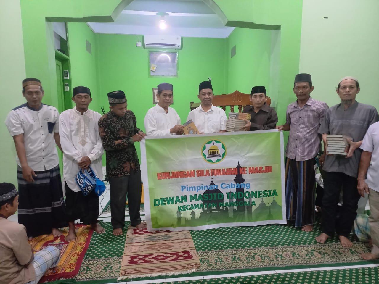 Legislatif DPRD Makassar Kasrudi Bagi Alquran