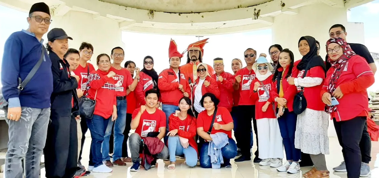 Ketua DPP PSI Rombongan Siarah ke Makam Sultan Hasanuddin dan Syekh Jusuf
