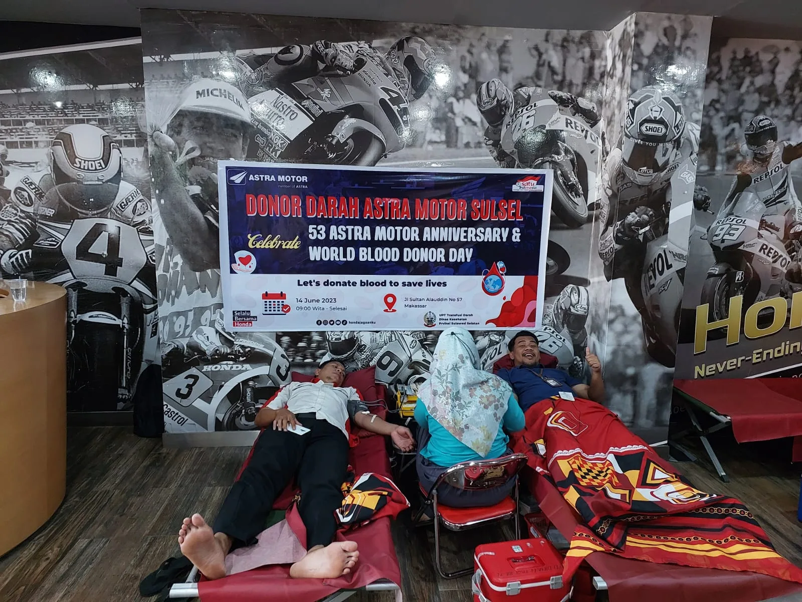 Asmo Sulsel berkolaborasi dengan UPT Transfusi Darah Dinas Kesehatan Provinsi Sulawesi Selatan untuk menyukseskan kegiatan donor darah tersebut.