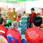 Bacaleg dan Pengurus PSI Berbagi Kasih di Lokasi Kebakaran, Arwan Tjahjadi : Insya Allah PSI Akan Selalu di Hati Masyarakat