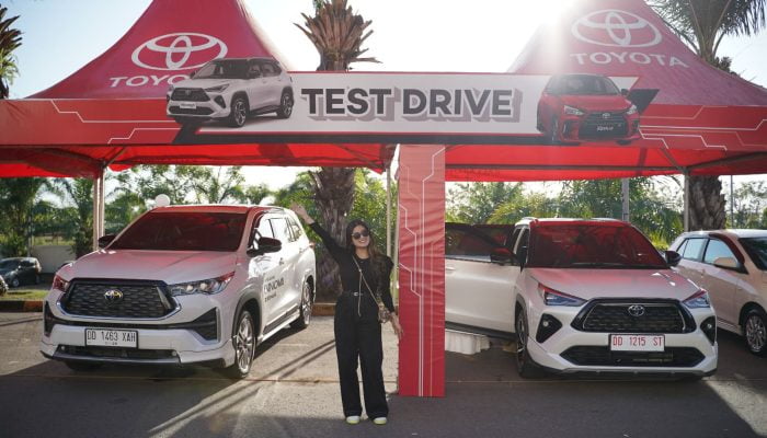 Ayo Test Drive di Public Display TSM Toyota Kalla, Raih Kesempatan Menangkan Motor