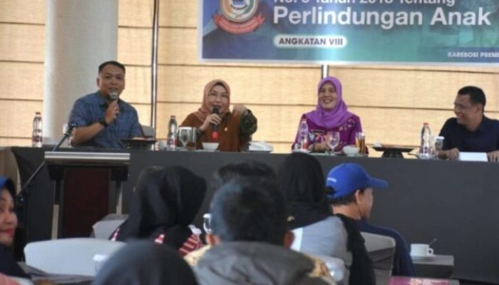 Anggota DPRD Makassar, Rezki Gelar Sosialisasi Penyebarluasan Peraturan (Perda) Nomor 5 Tahun 2018