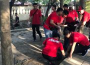 Dukung Program Pemerintah Wujudkan Indonesia Bersih dan Bebas Sampah 2025 ACE Hardware Gelar Bersih-Bersih Taman Pakui 