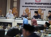 Wawali Kota Makassar, Fatmawati Rusdi Paparkan  Program Pemkot Dihadapan Fraksi DPRD Makassar