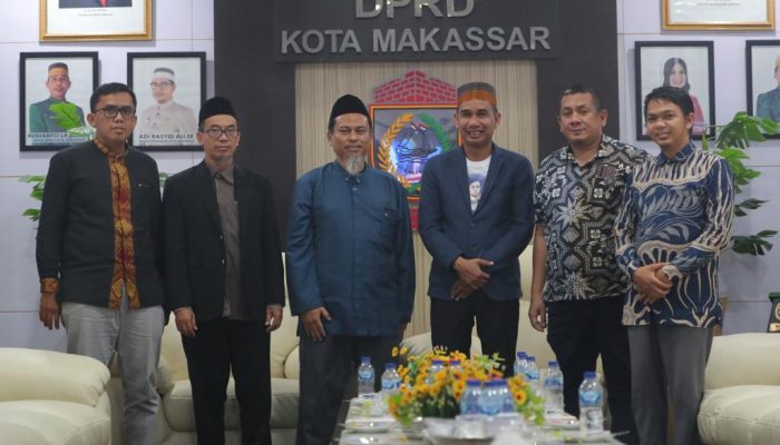 Ketua DPRD Kota Makassar, Rudianto Lallo Terima Kunjungan Dewan Syuro DPD Wahdah Islamiyah Sulawesi Selatan