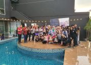 Mercure Makassar Nexa Pettarani Ajak 40 Anak Panti Berenang dan Menikmati Menu Special