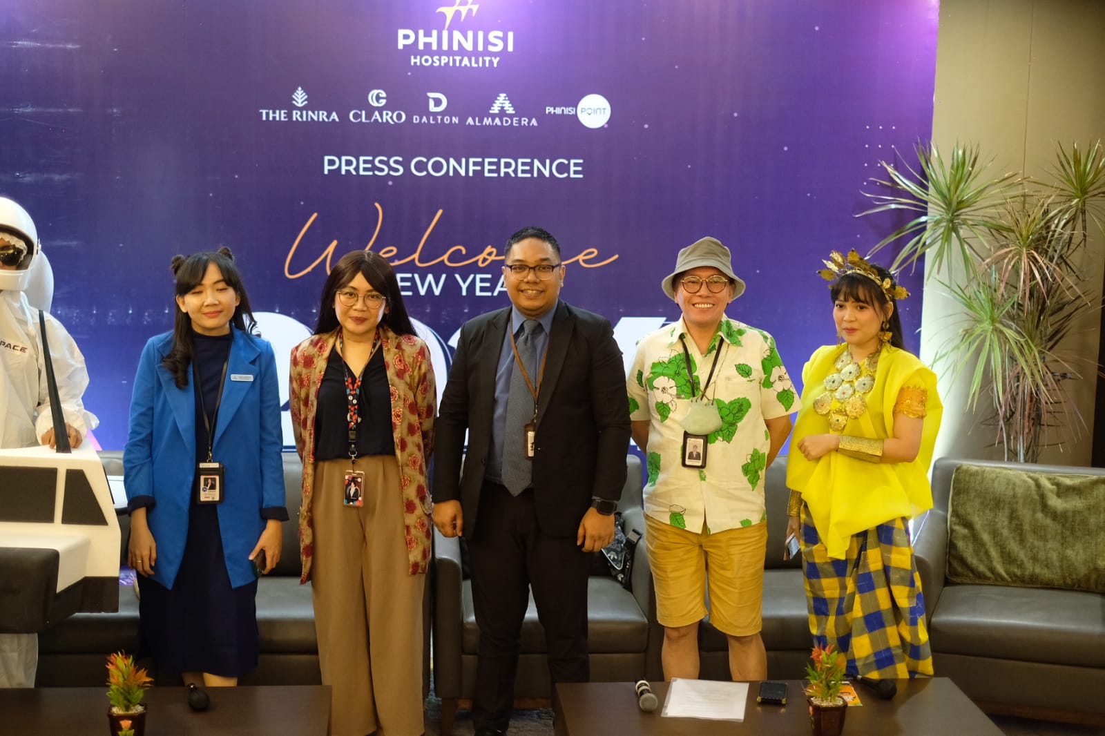 PHI GROUP SAAT MENGGELAR PRESSCON PROMO NEW YEAR EVE