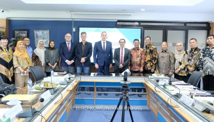 Rektor Unhas dan Duta Besar Prancis Perkuat Kerja Sama Bilateral