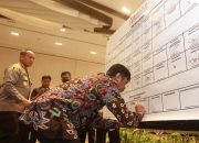 PJ Sekda Makassar Tanda Tangani Komitmen Bersama Wujudkan Pemilu Sejuk dan Damai