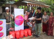 Peduli Tanggap Darurat Bencana, Indosat Ooredoo Hutchison Salurkan Bantuan Banjir dan Longsor di Sulawesi Selatan