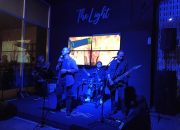 The Light Mercure Makassar Nexa Pettarani Hadirkan Malam Spesial Live Musik Bersama Blue C Band