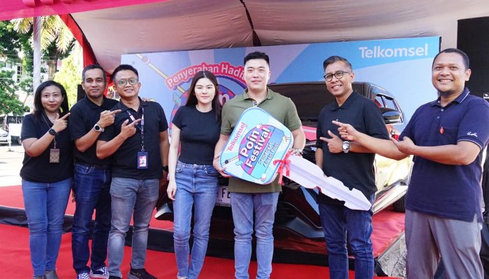 Pelanggan Setia Telkomsel dari Makassar, Berhasil Boyong Mobil Toyota Yaris Cross dari Program Undian Poin Festival 2023