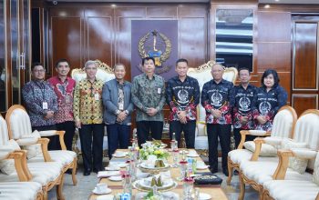 Harap Dukungan OJK, Pj Gubernur Sulsel Prof Fadjry Djufry Dorong Swasembada Pangan Melalui KUR